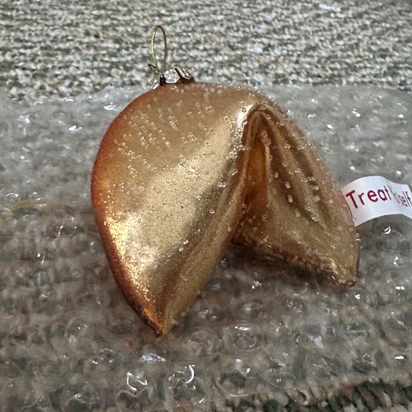 NEW Cody Foster Treat Yo Self Fortune Cookie Ornament 4" - Picture 3 of 4